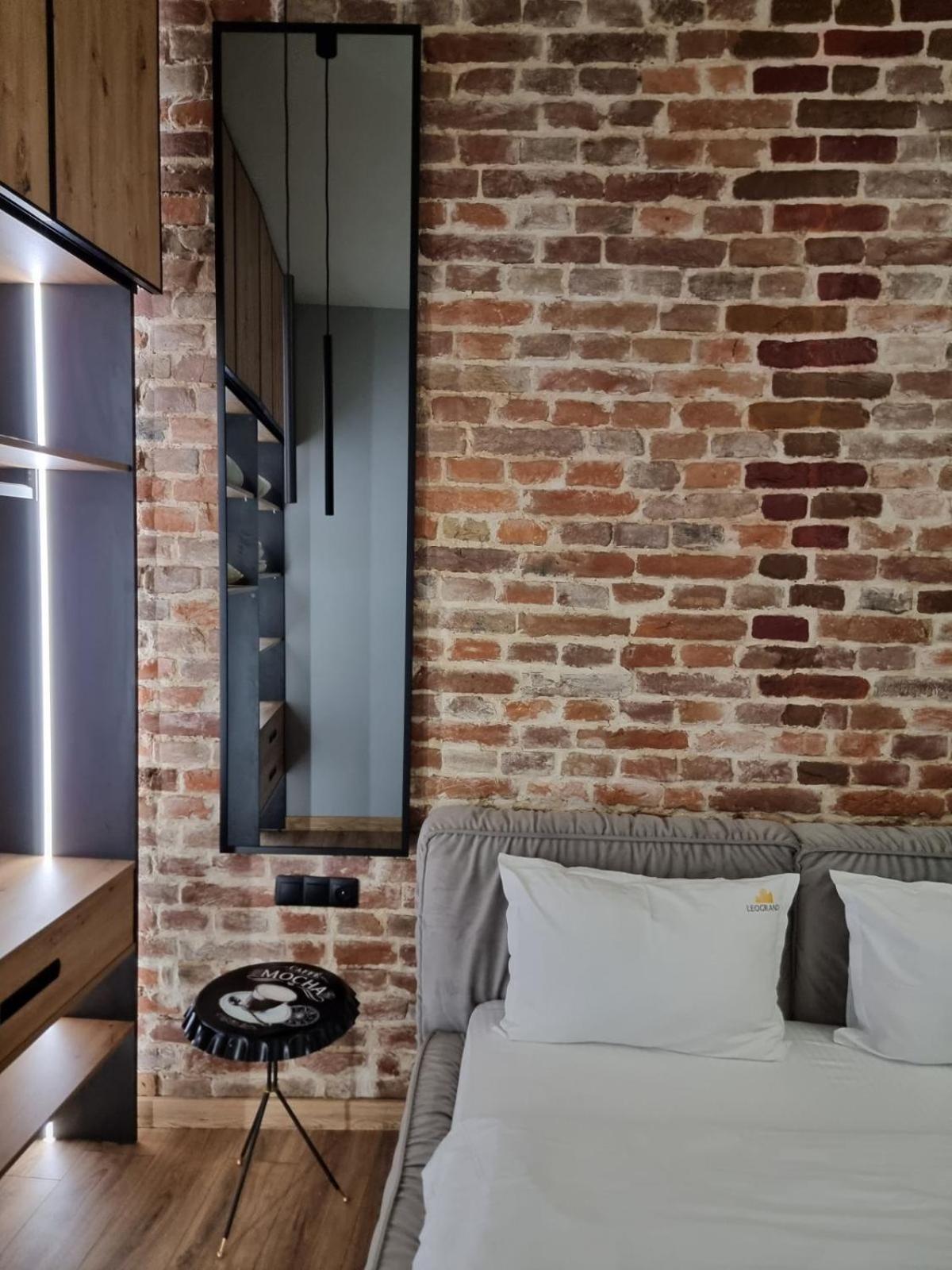 Leogrand Apartments On Krakivska 26 リヴィウ エクステリア 写真