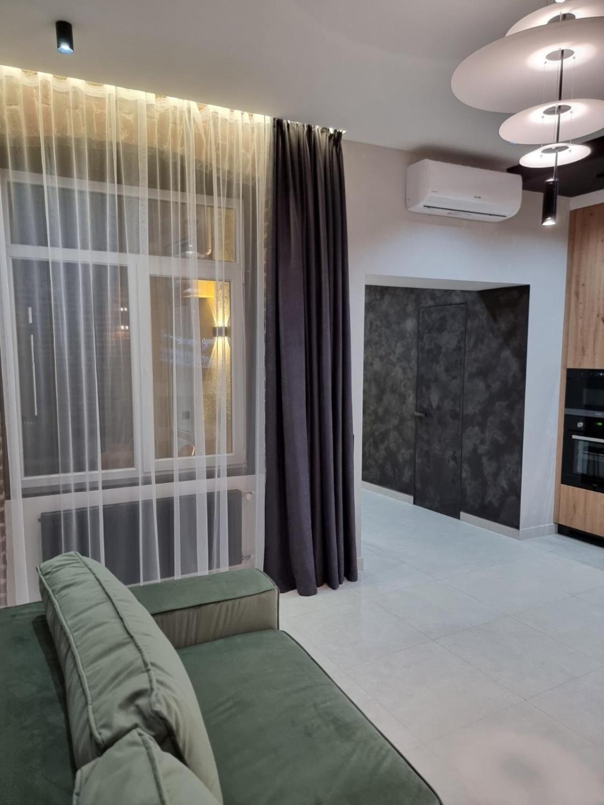 Leogrand Apartments On Krakivska 26 リヴィウ エクステリア 写真